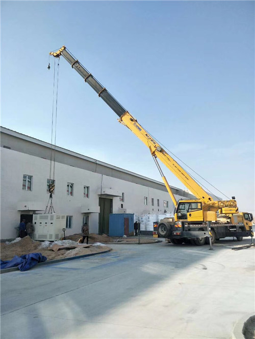 巨野县“超载就喊停”—— 吊车的 “重量保镖” 技术