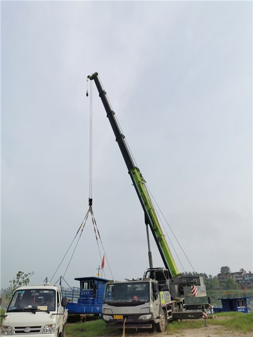 巨野县桥梁建设吊装案例